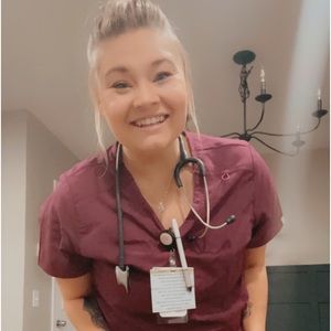 Meet your Posher, Emma